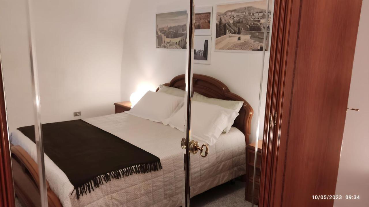 B&B Sotto L'Arco Γκραβίνα Εξωτερικό φωτογραφία