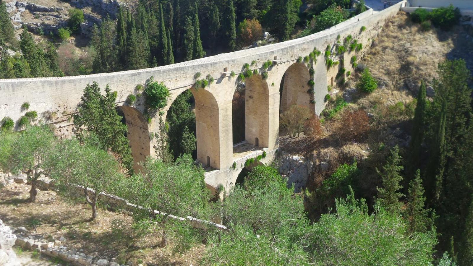 B&B Sotto L'Arco Γκραβίνα Εξωτερικό φωτογραφία